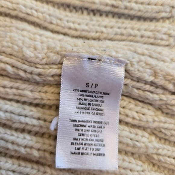 Aeropostale Cream Cable Knit Sweater Vest Size Small - Picture 5 of 7
